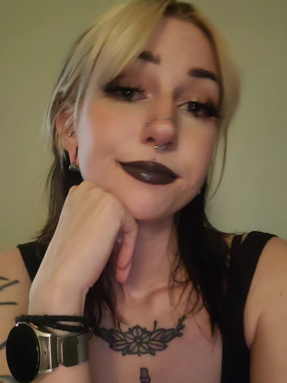 @punkpixiiie_
