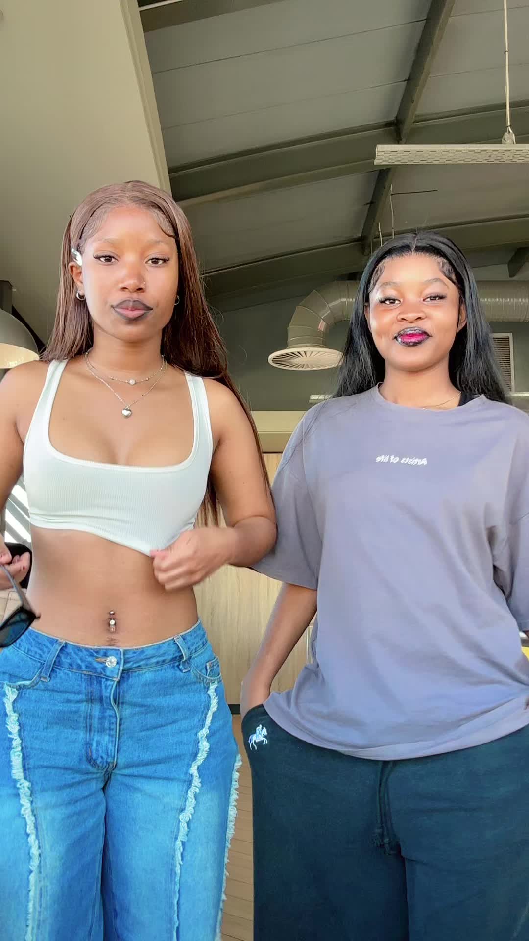 @uMalumekazi👩🏼❤️💋👩🏽