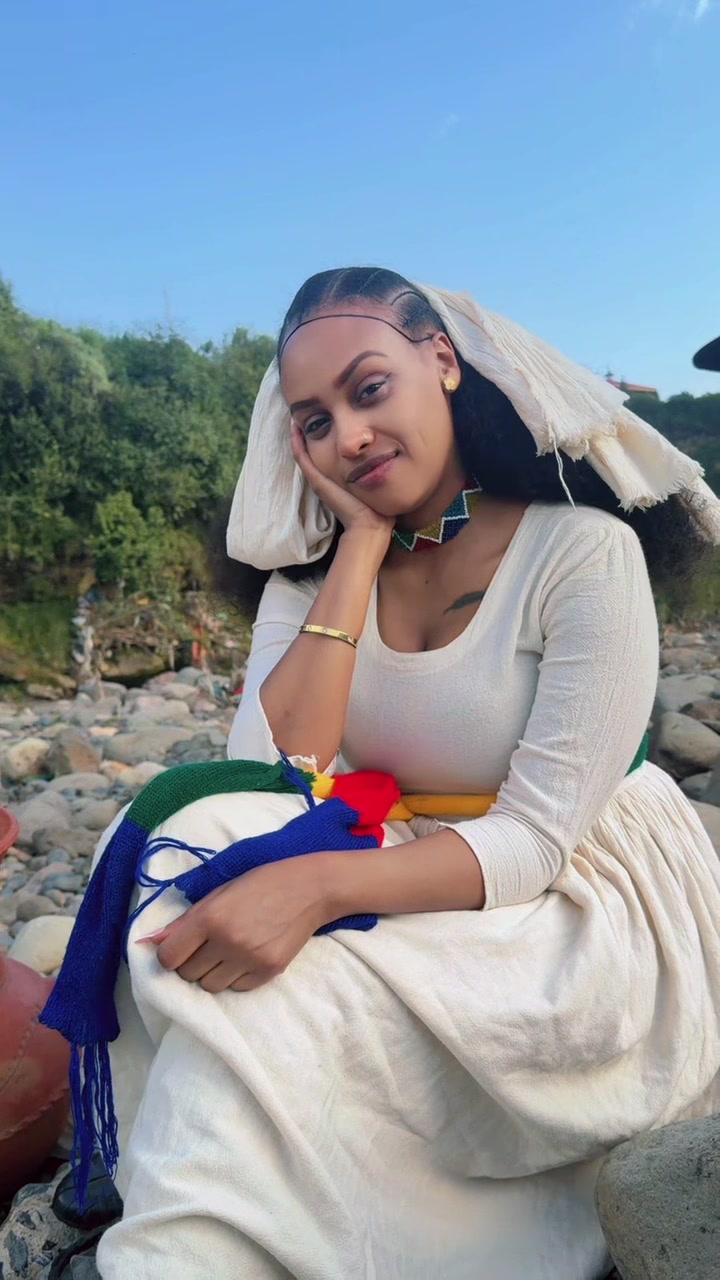 @Viviyan Amir 🇪🇷
