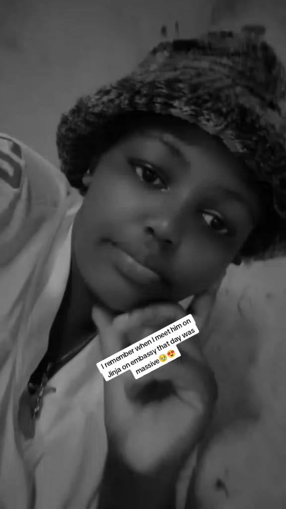 @AUGUST QUEEN 👑✌️♥️