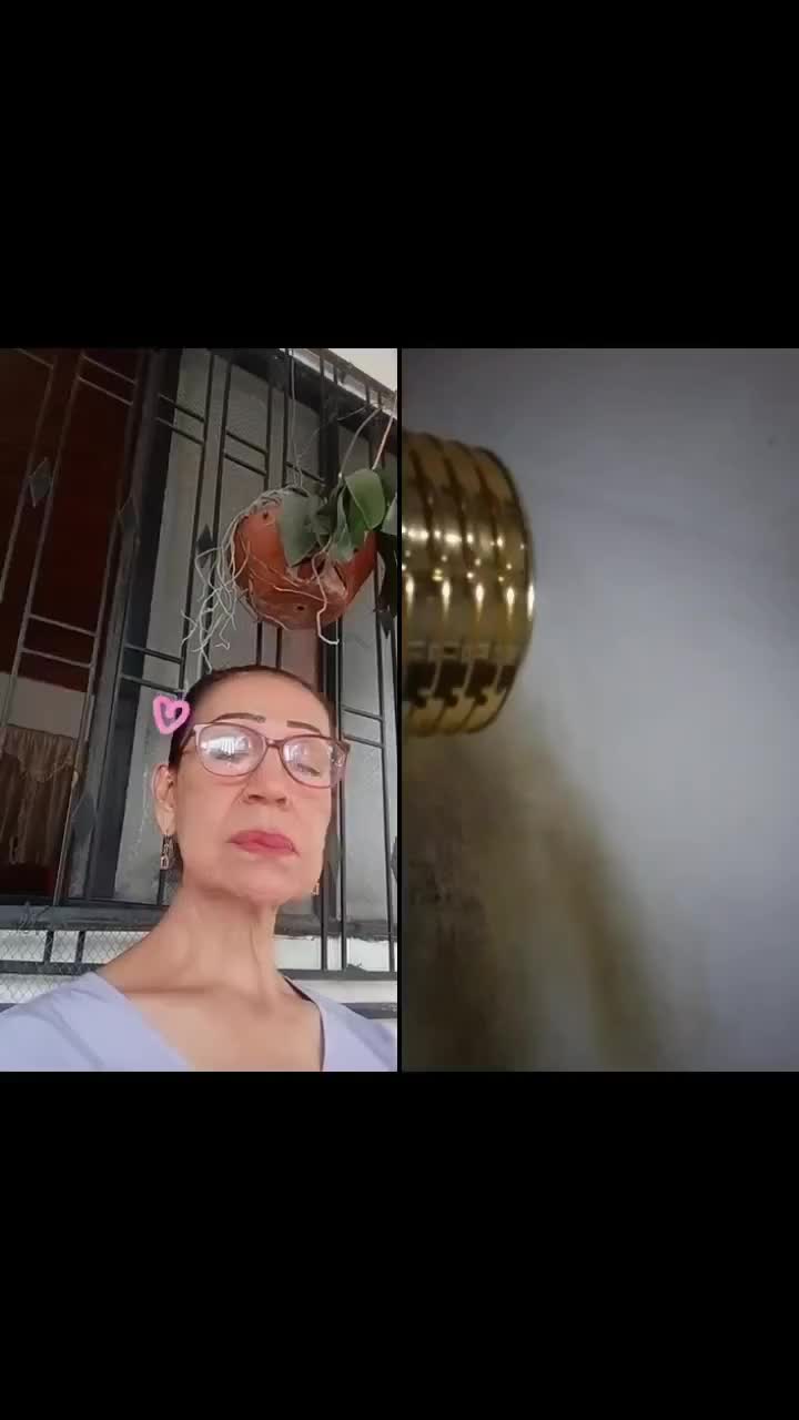 @alemoAlessia Moya Lopez