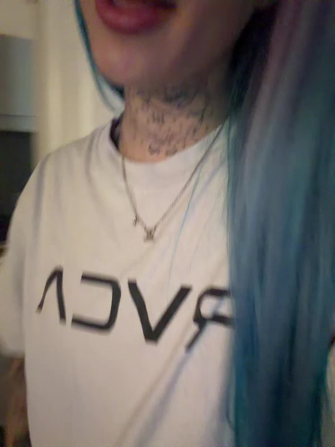 @Lilyrrrose