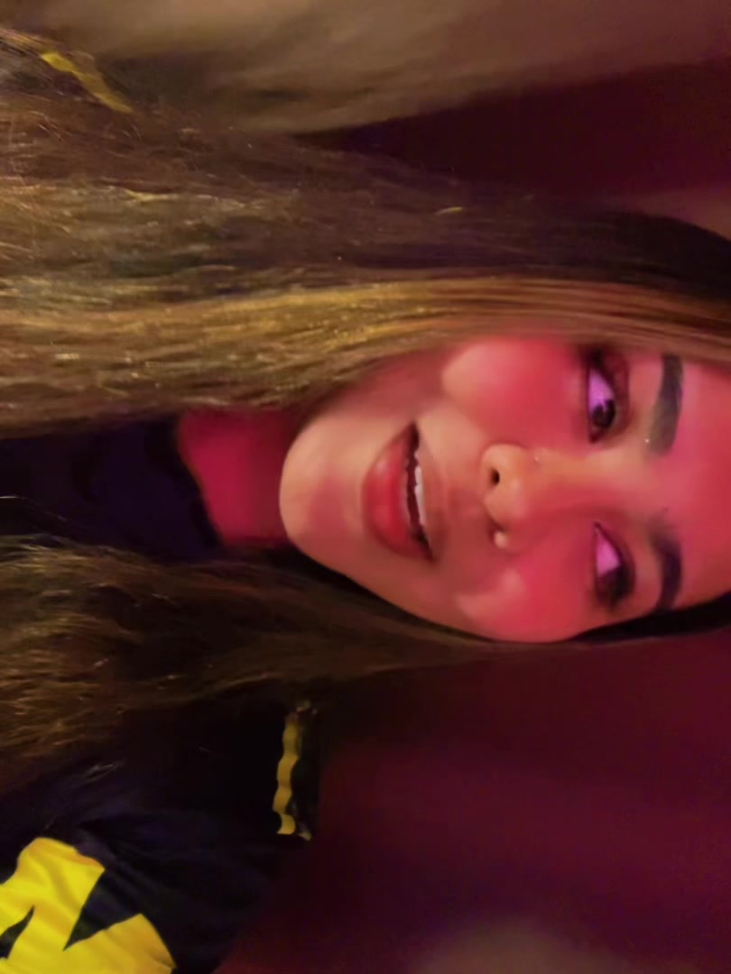 @💋