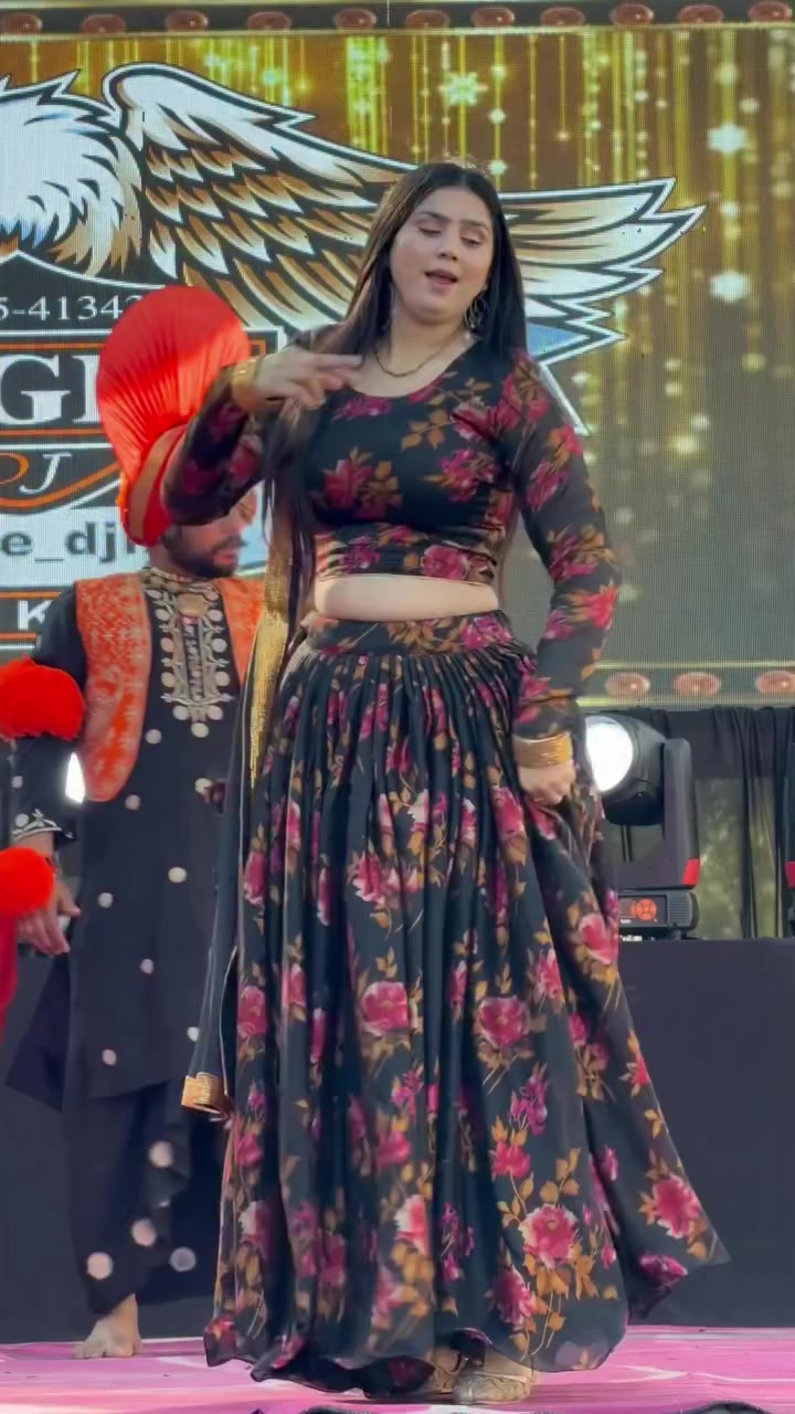 @Aj_Malika011