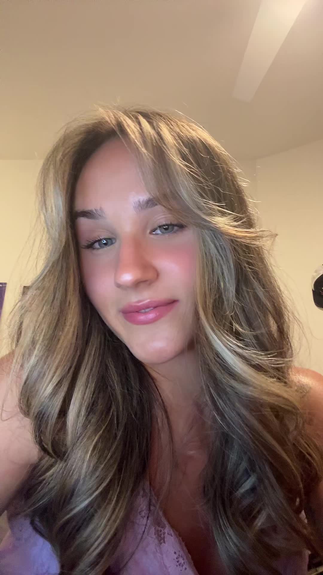 @Lara