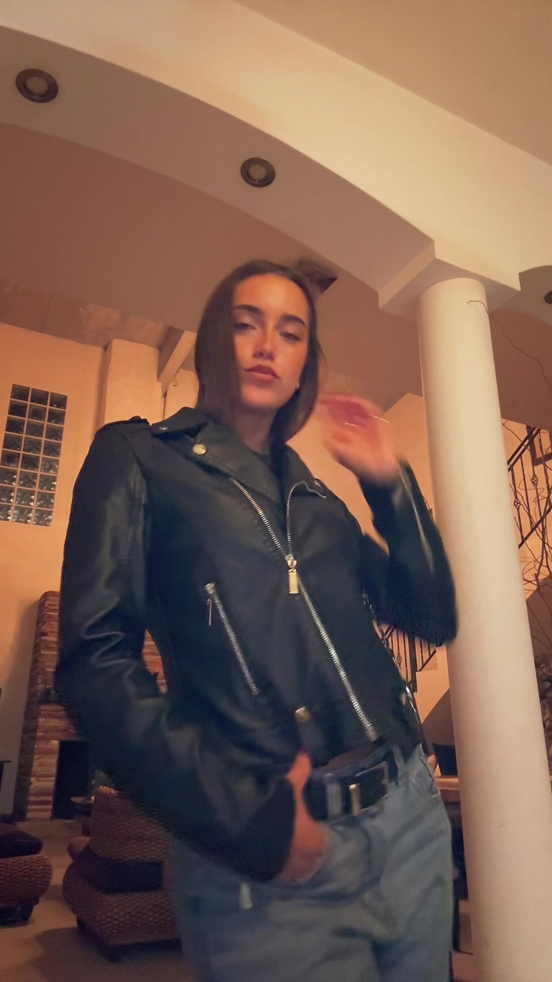 @Lalyy