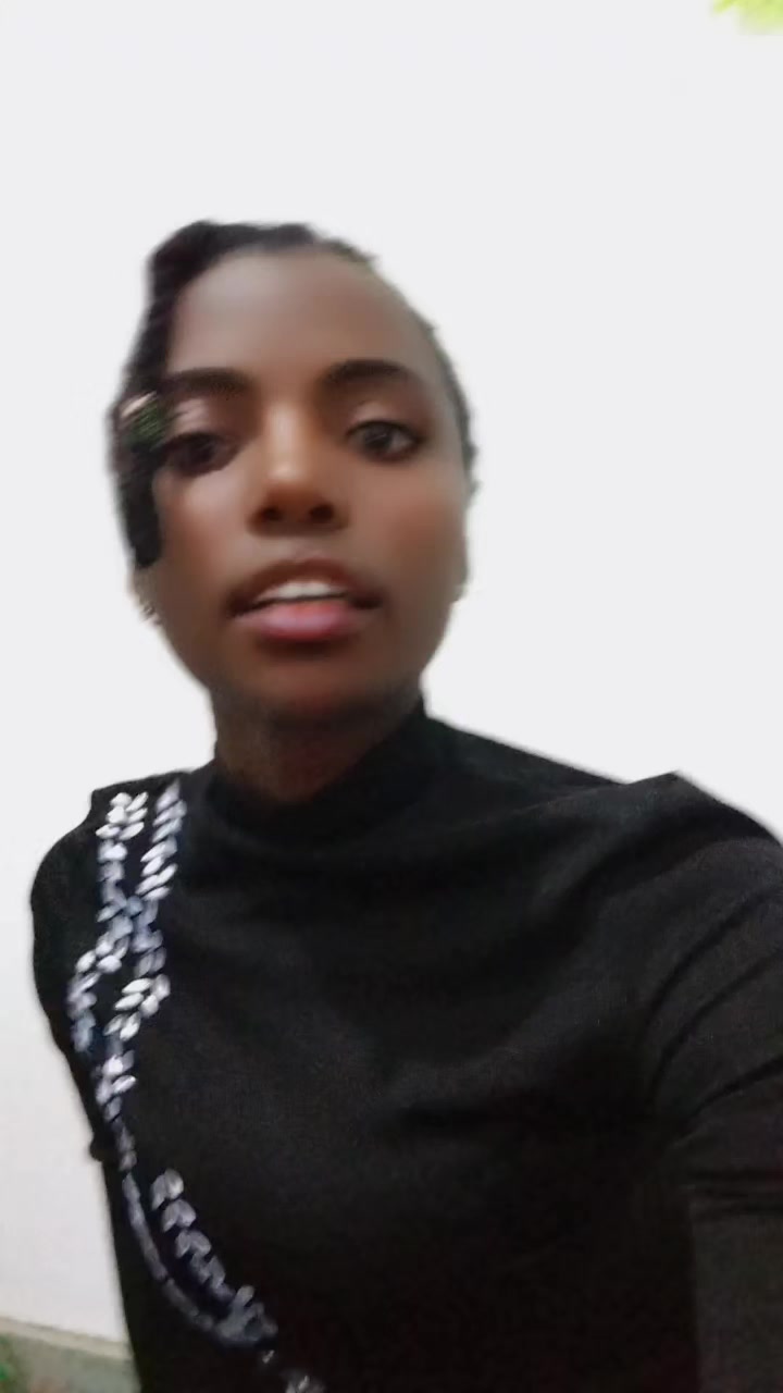 @queen 👑&hearts;️🩷👑