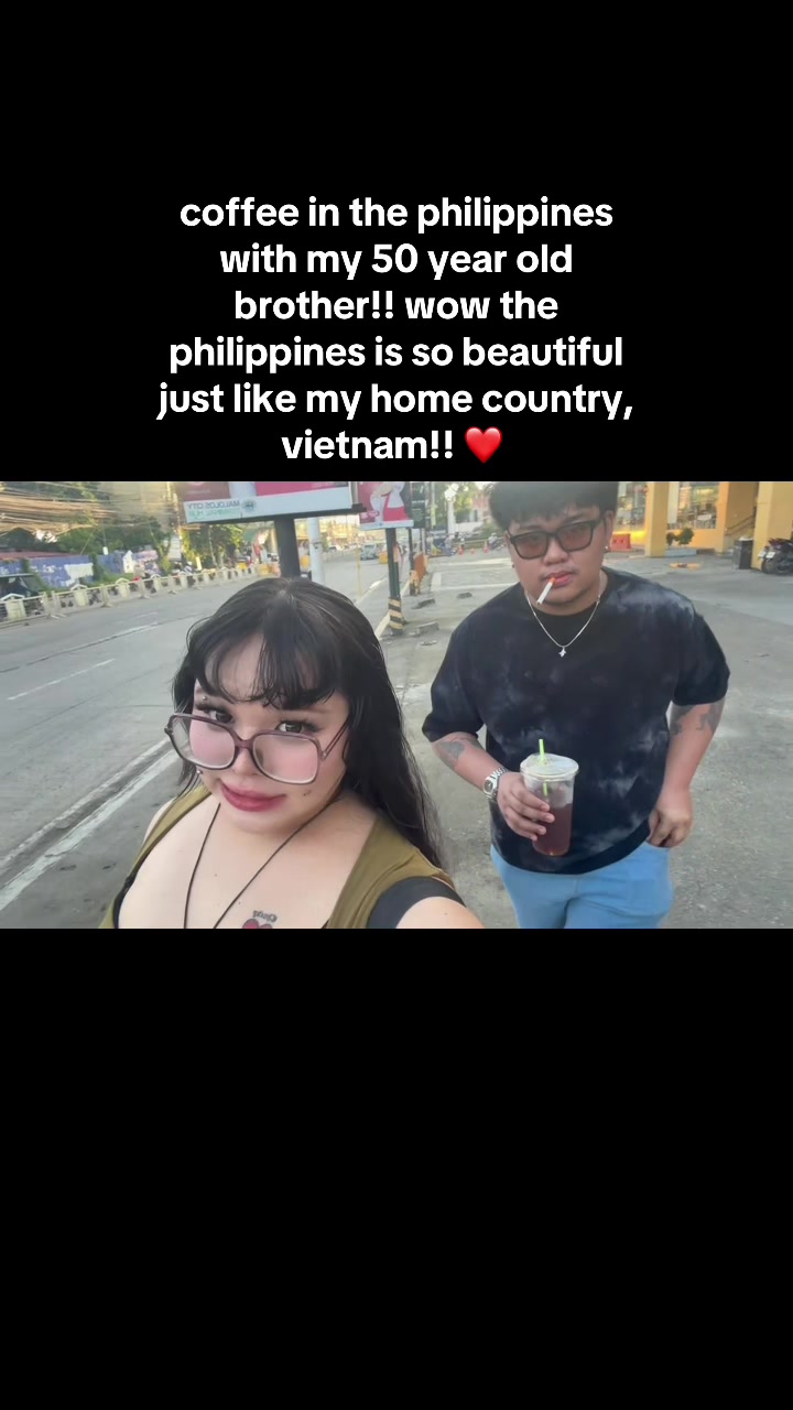 @𝙘𝙝𝙡𝙤𝙚 𝙠𝙚𝙣𝙙𝙞 🖤🇻🇳