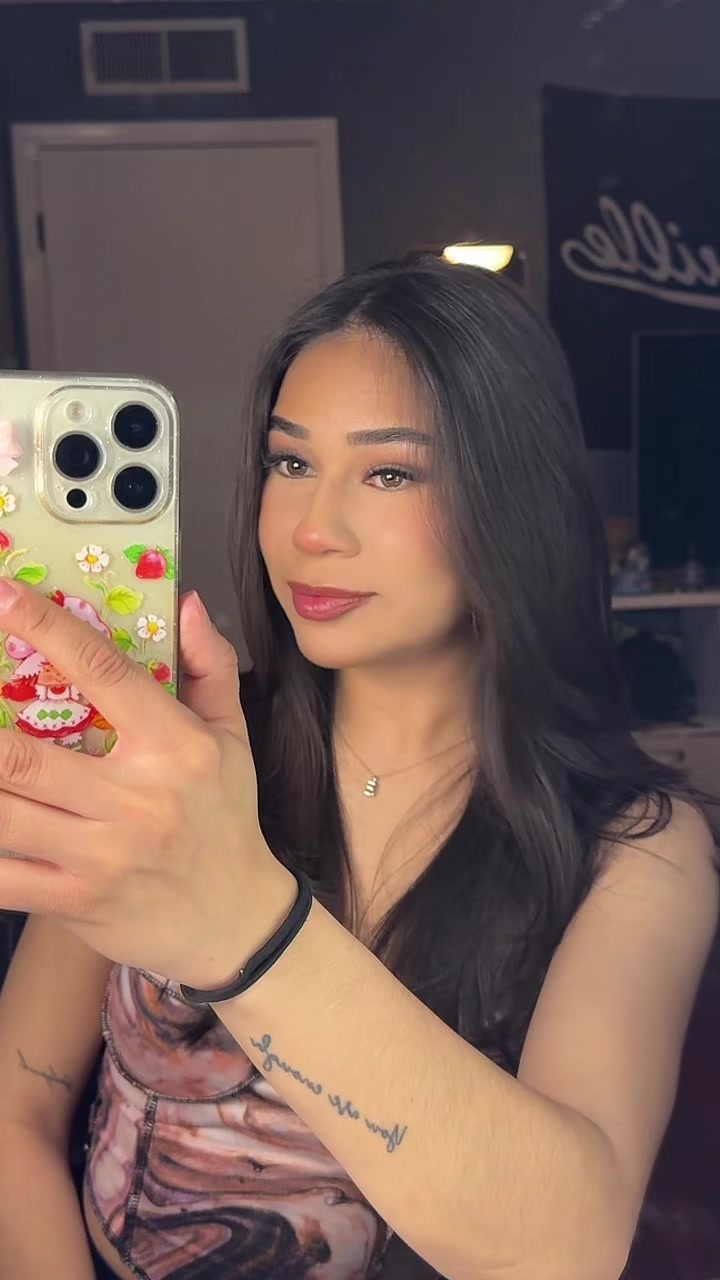 @anaika ✨