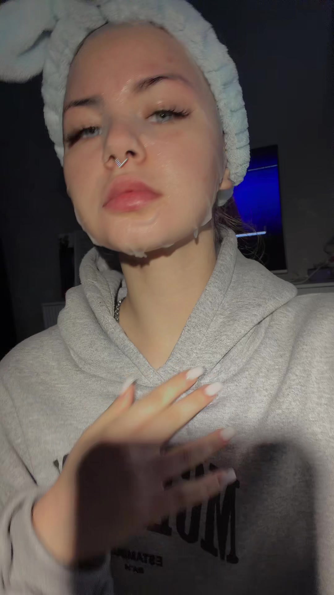 @_.viviixy