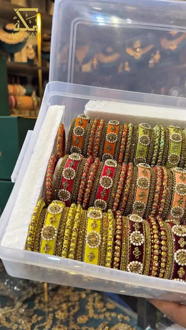 @Makkah bangles store