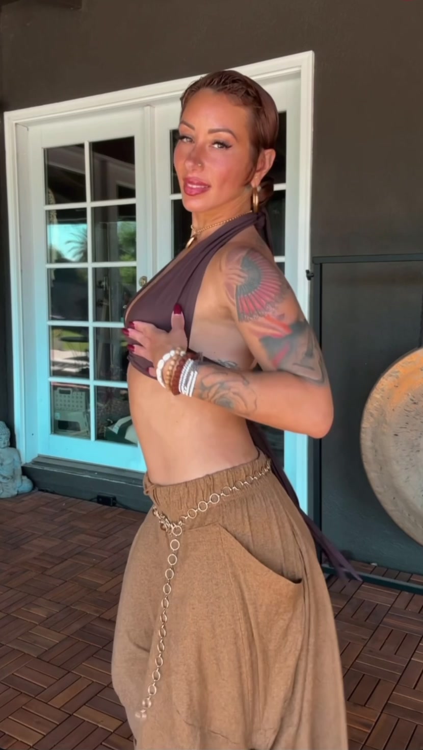 @Alexisthatfox
