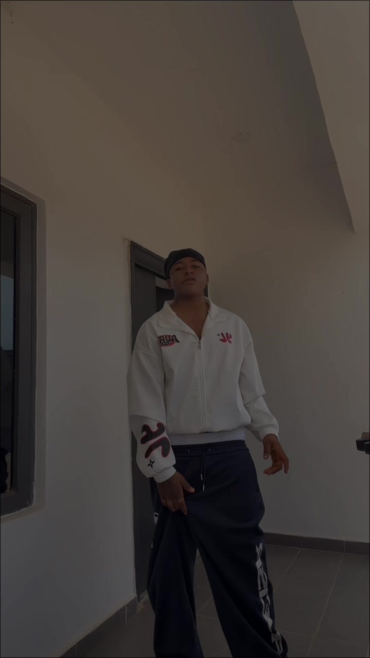 @𝓙𝓞𝓝𝓐𝓗_𝕏