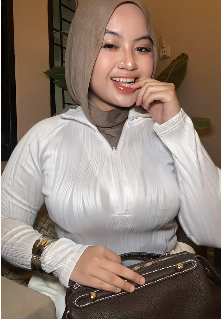 @akun asli priciliaas