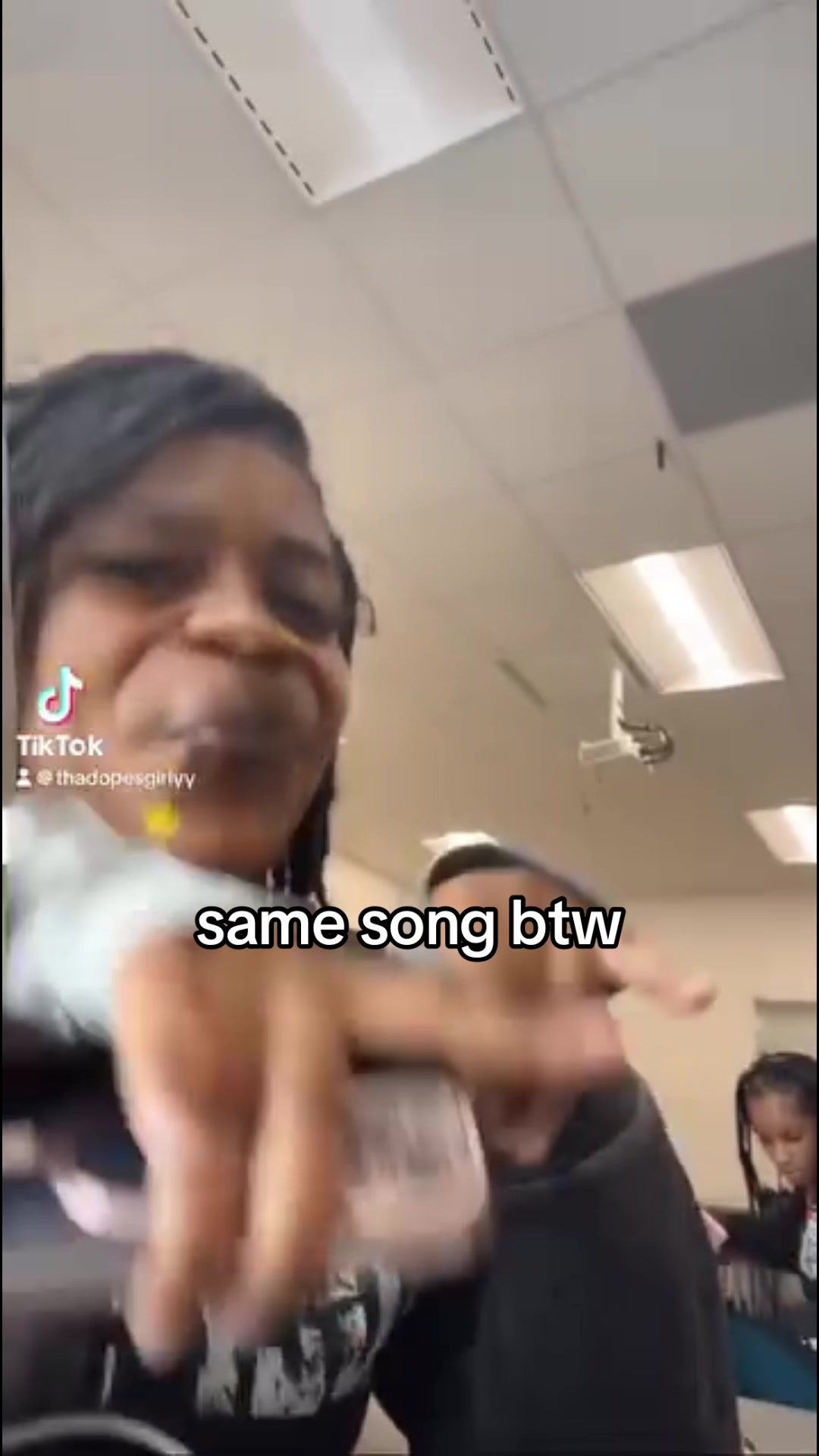 @Leigh_.szn