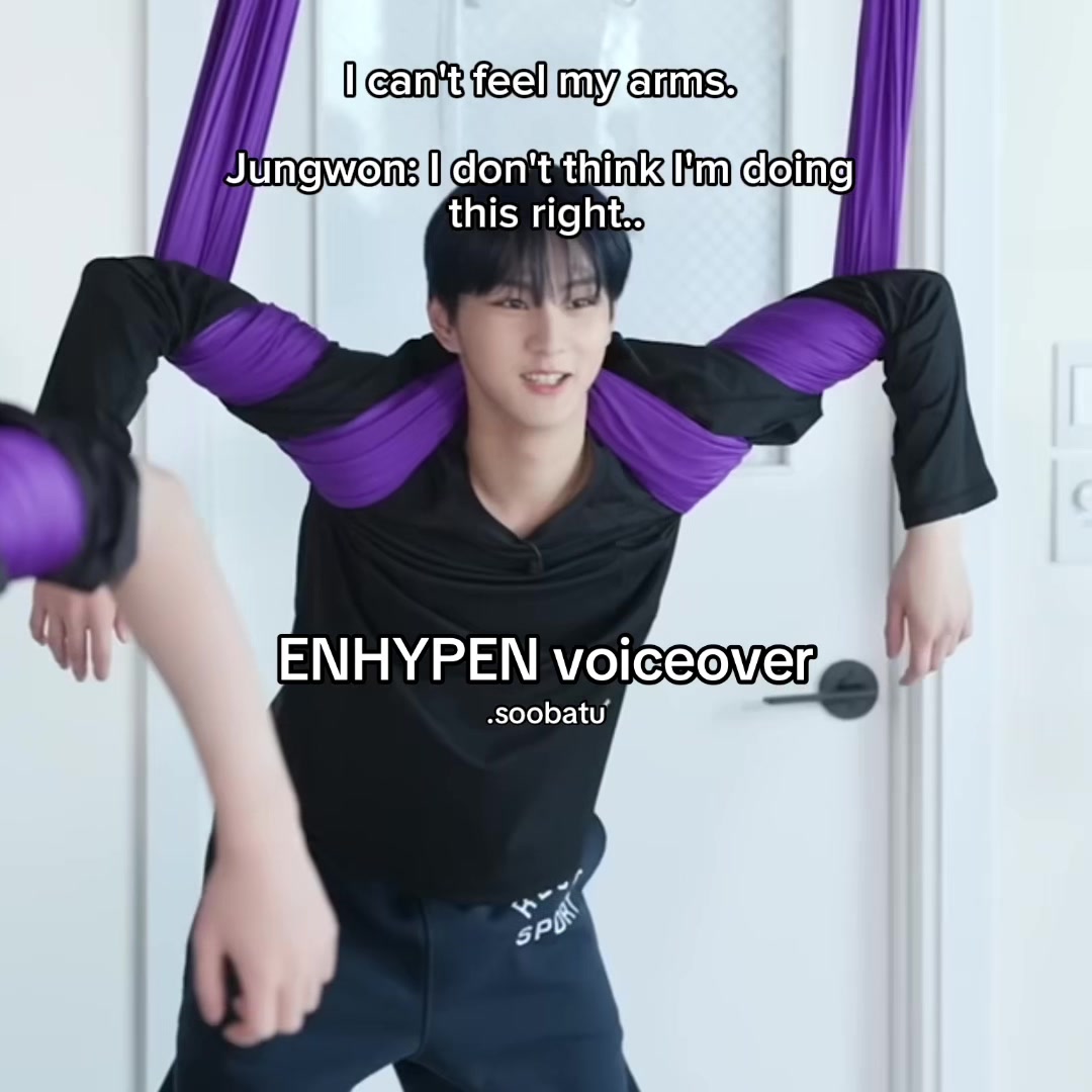 @>ᴗ<