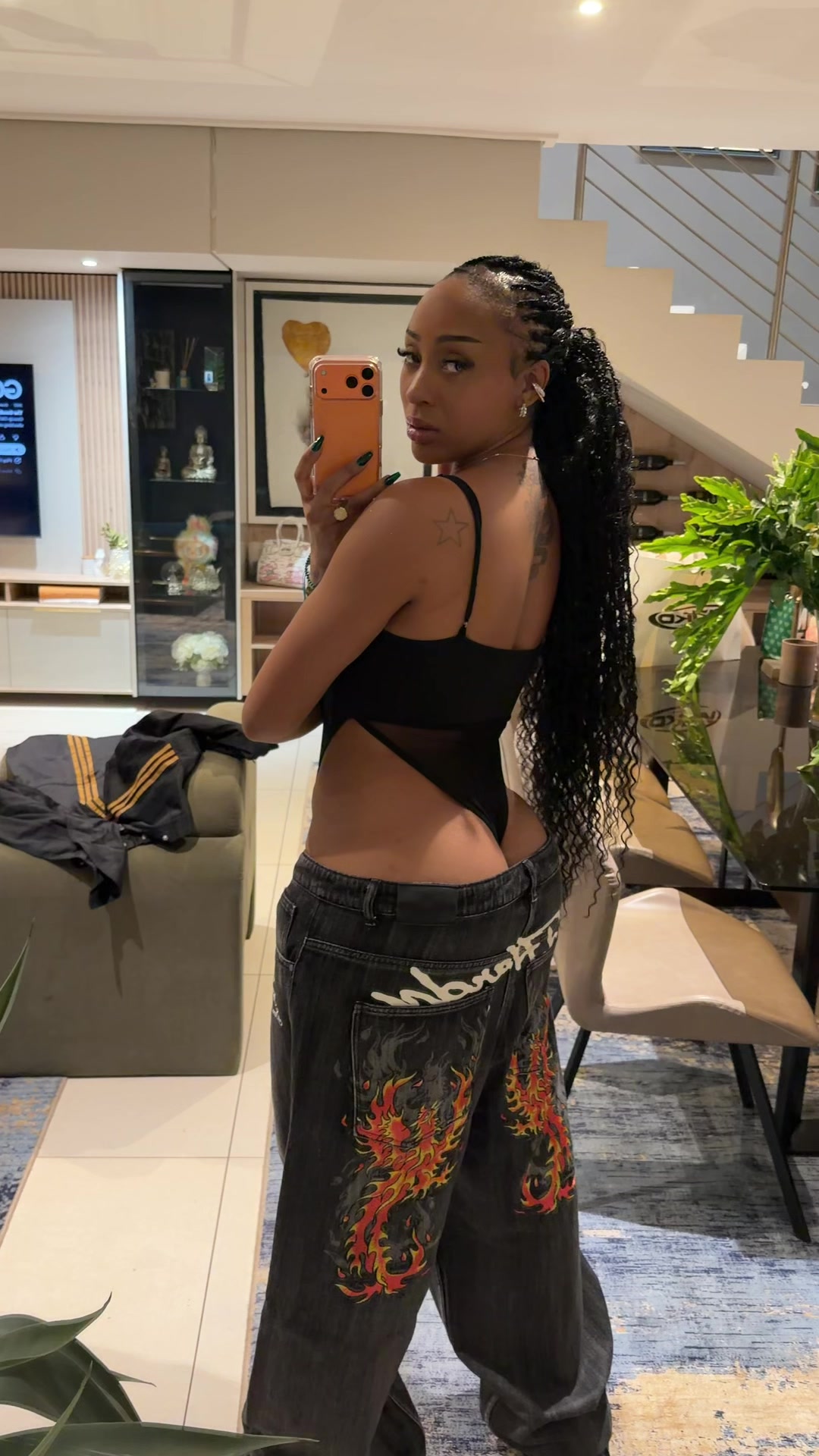 @nadianakai