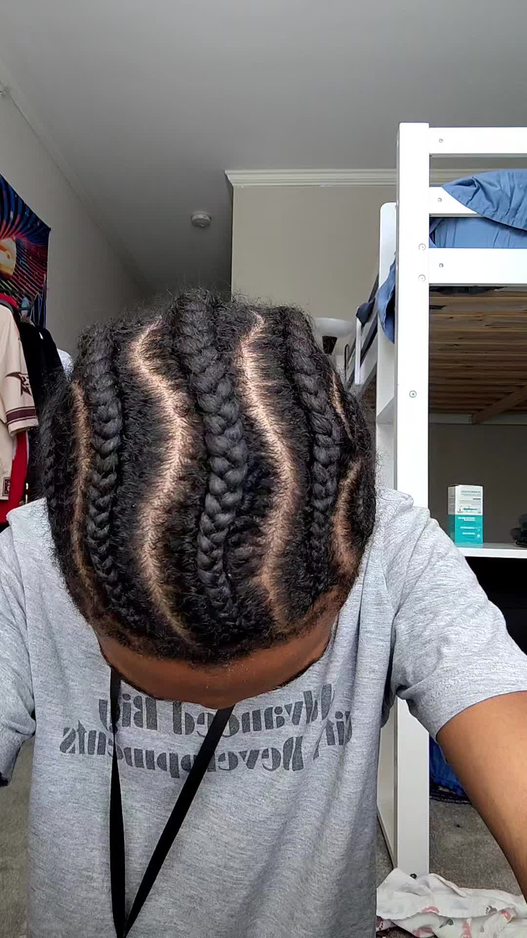 @yendis_hq