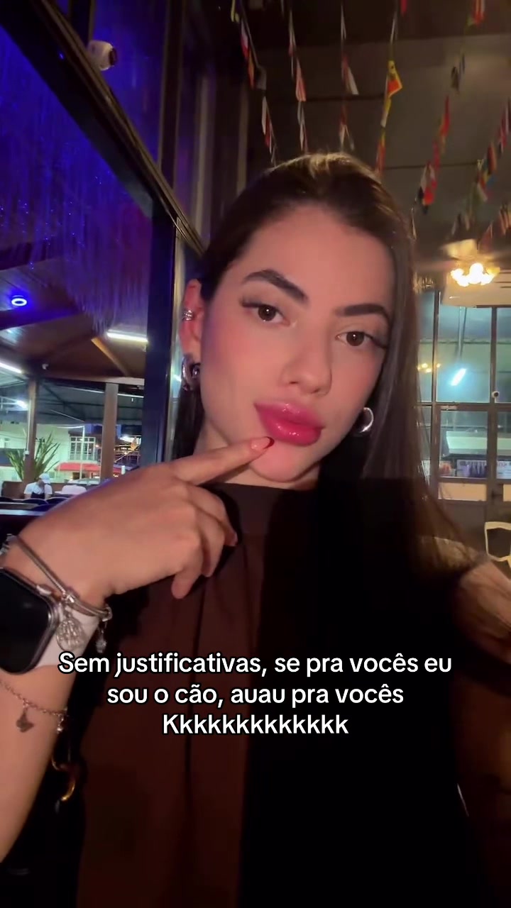 @julymaia_