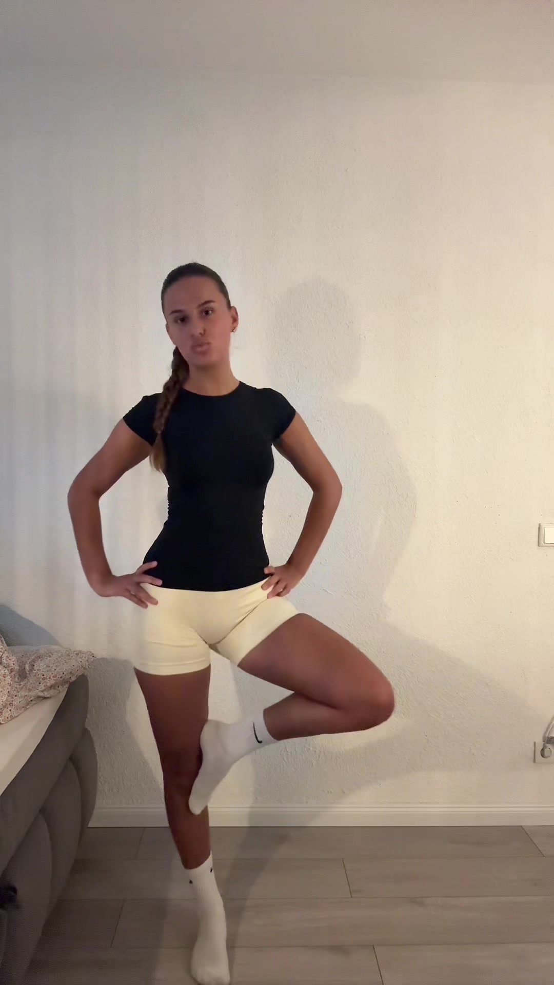 @xoxonita