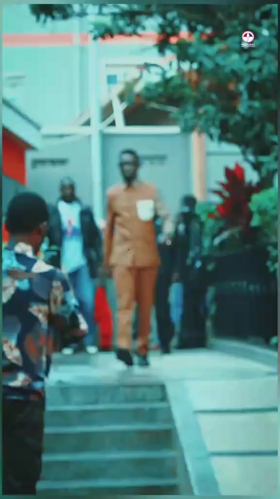 @LOST BOY 🇺🇬