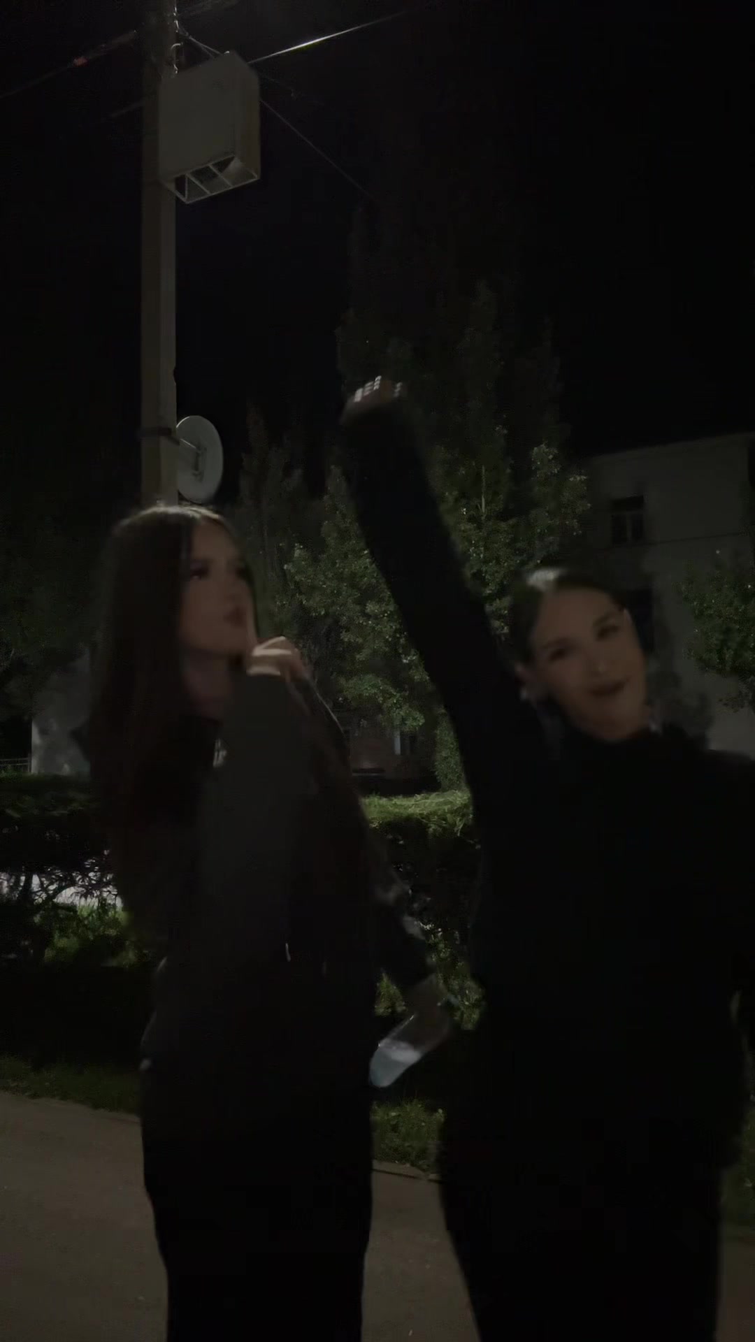 @аляляя
