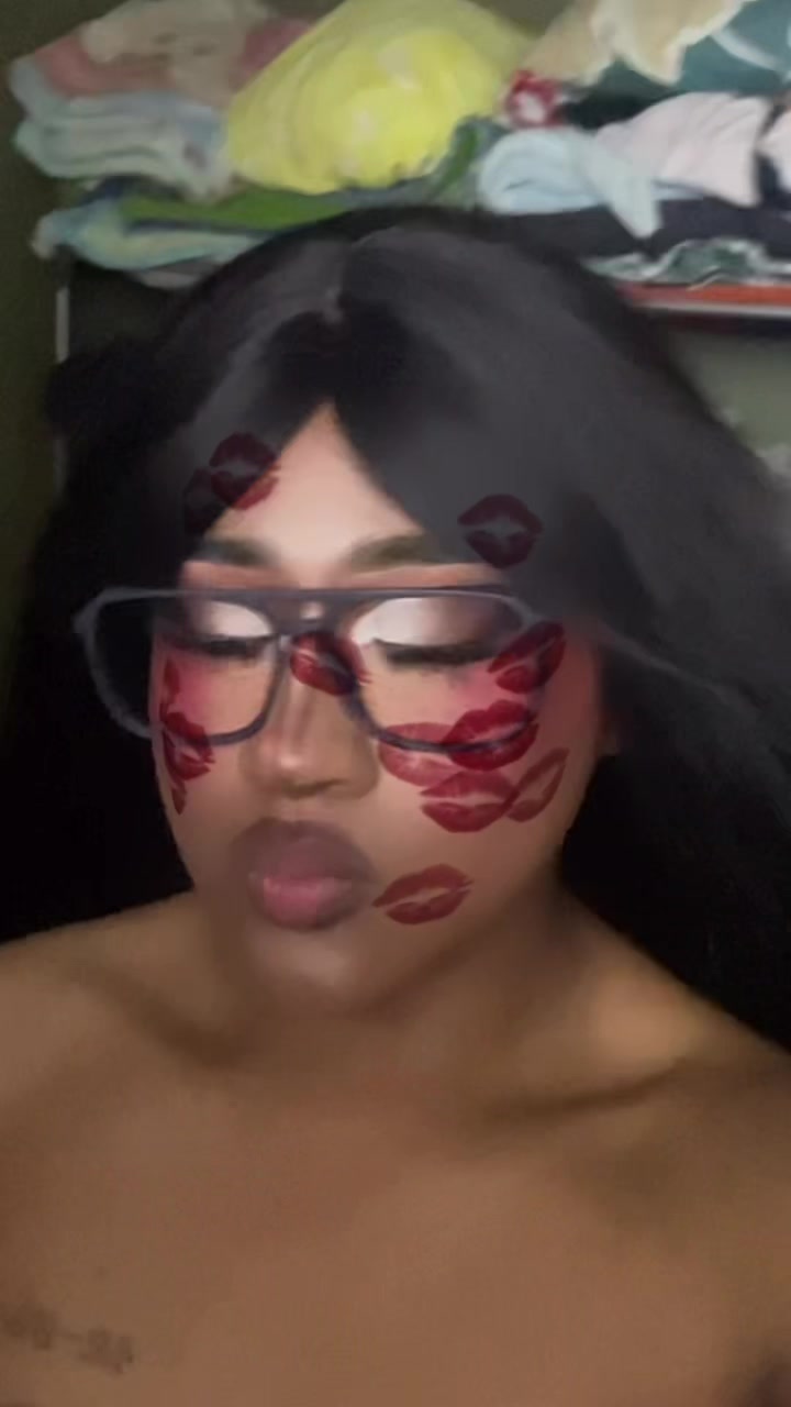 @foxxxy Bratz 🐝