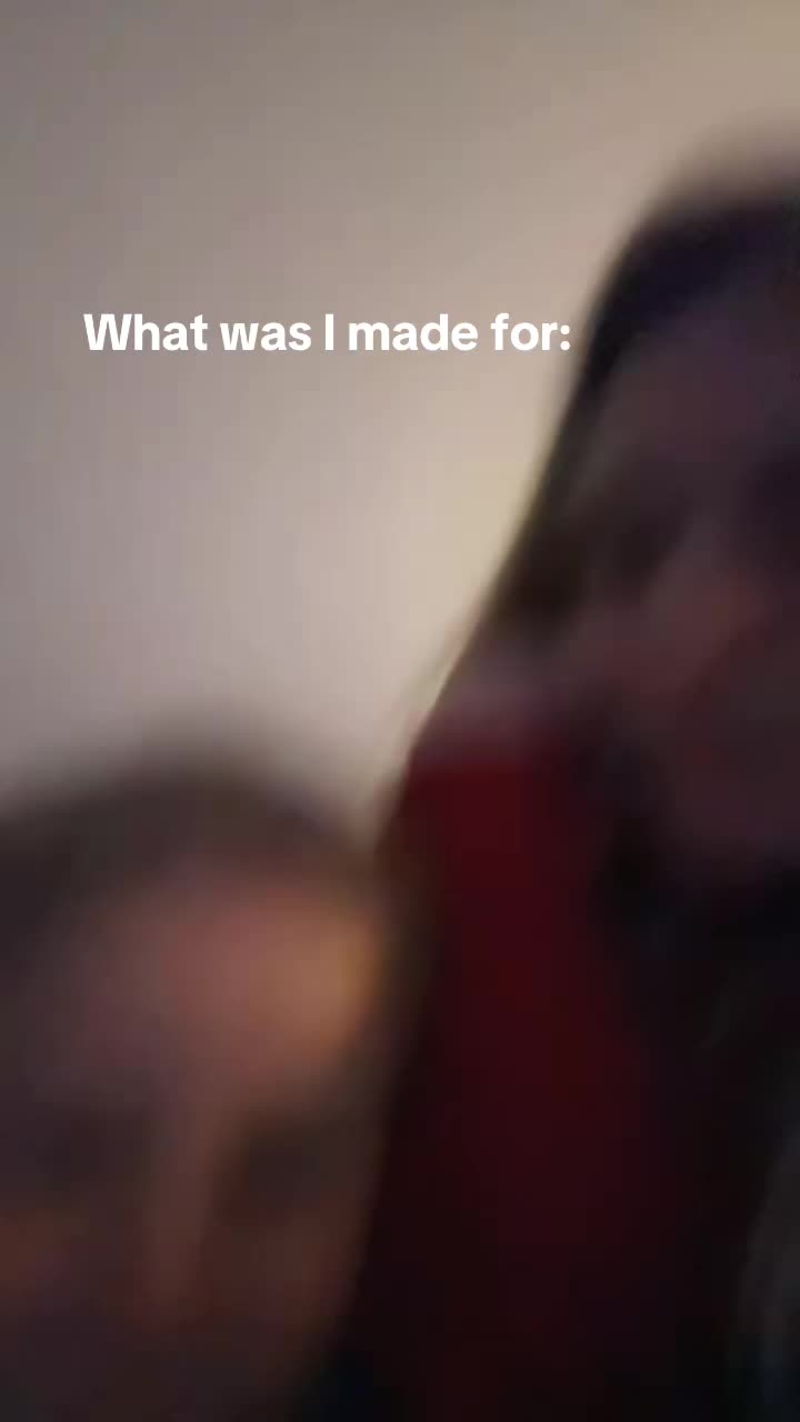 @Anna🖤😈