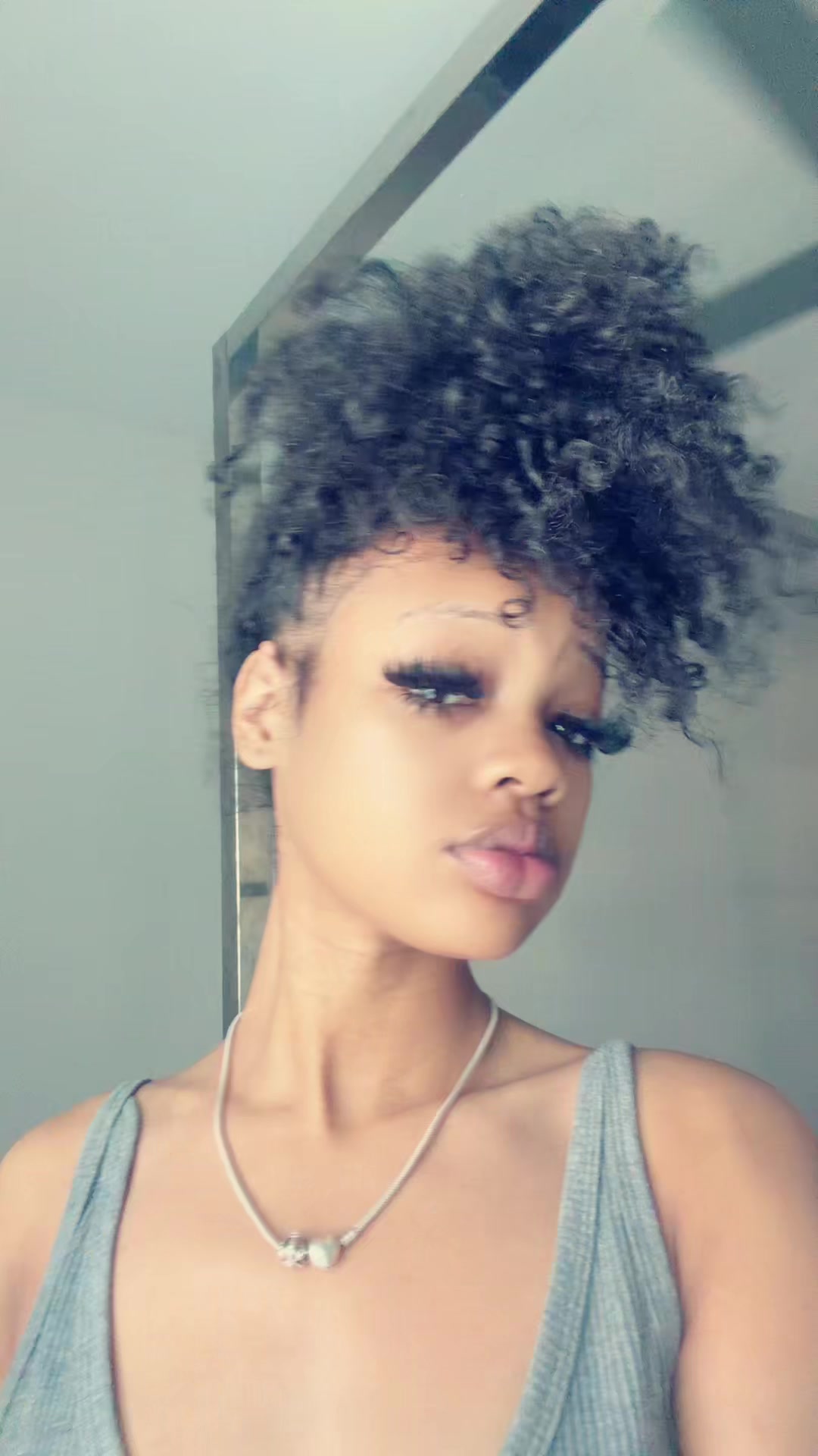 @Farahheartss