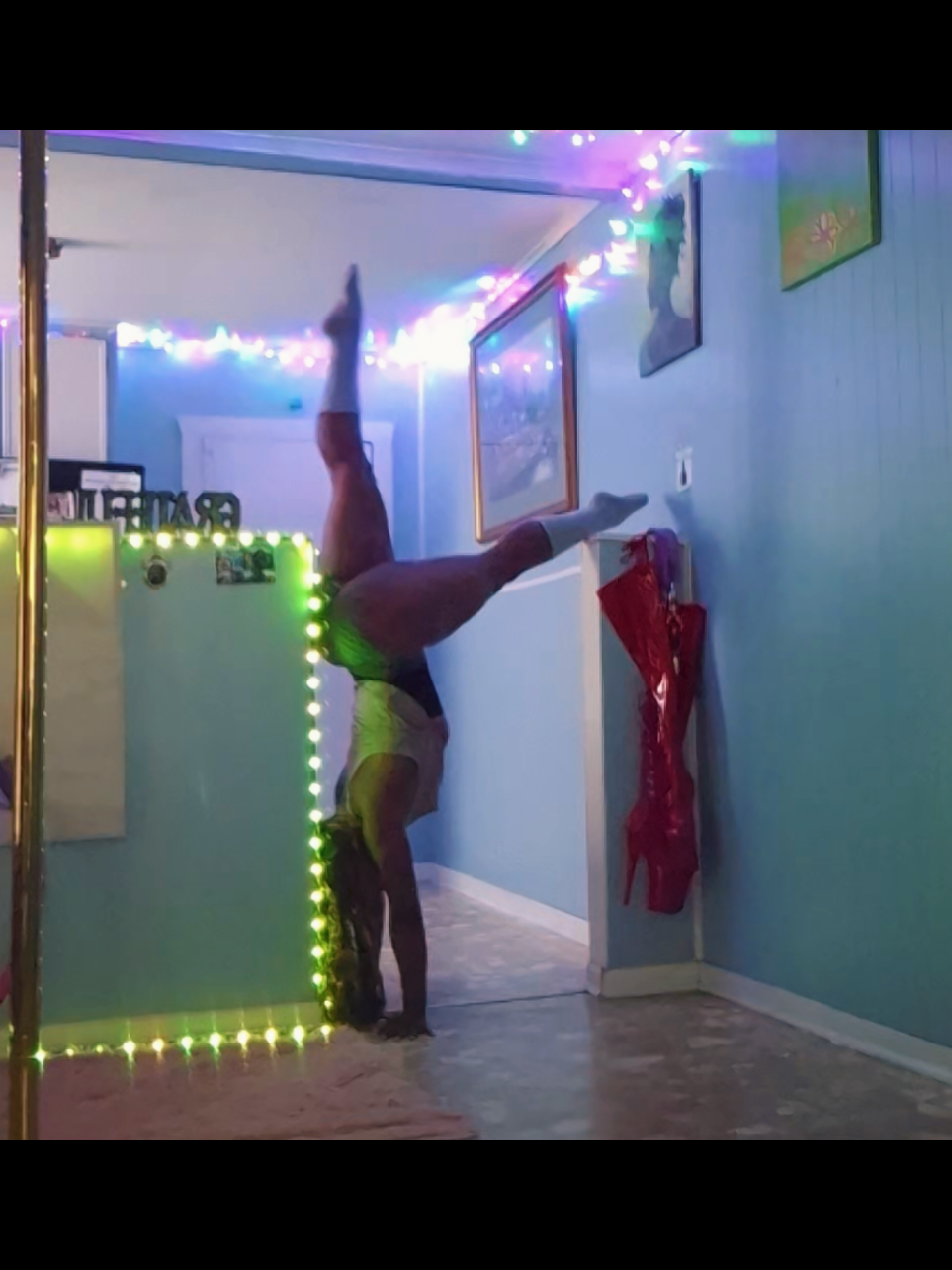 @Kira