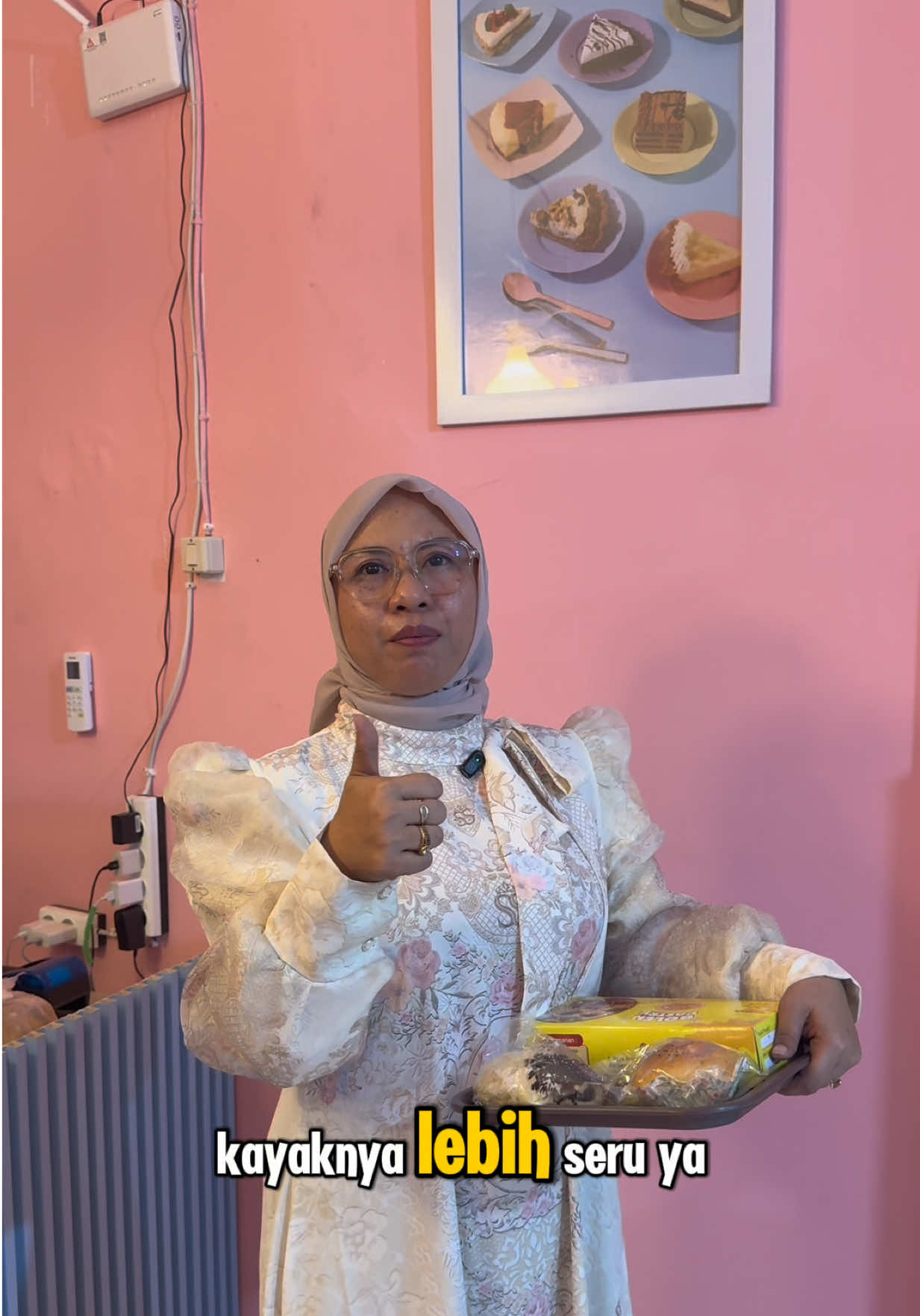 @jajan mbak sari