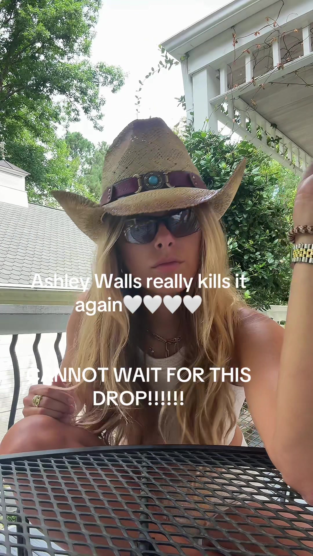 @Olivia Oakley