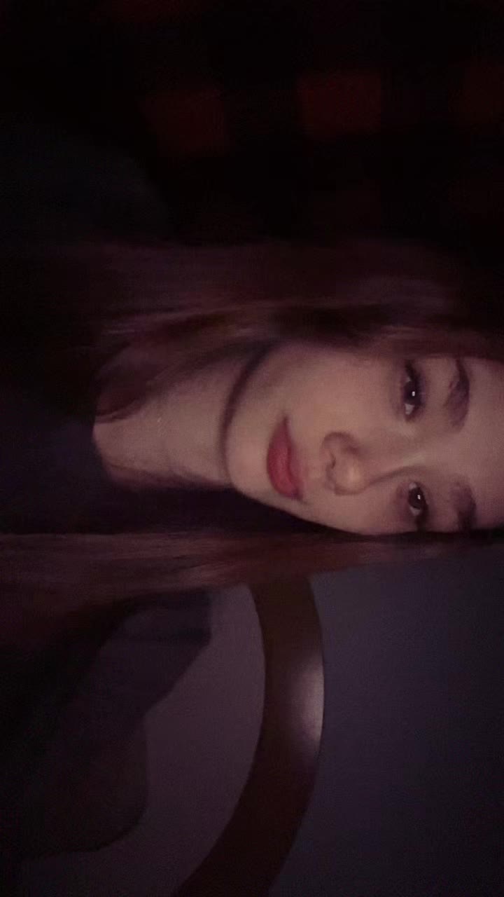 @Izabella💚