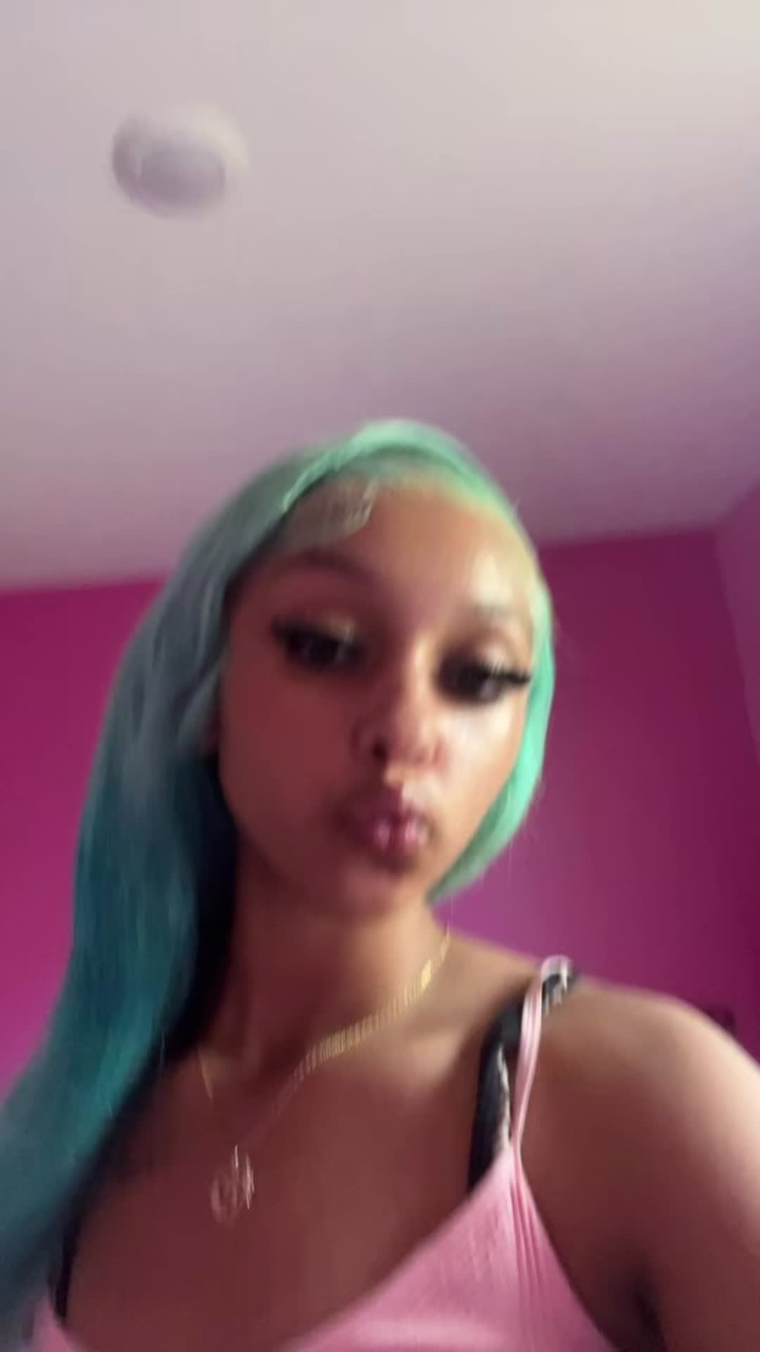 @littlemscuteass