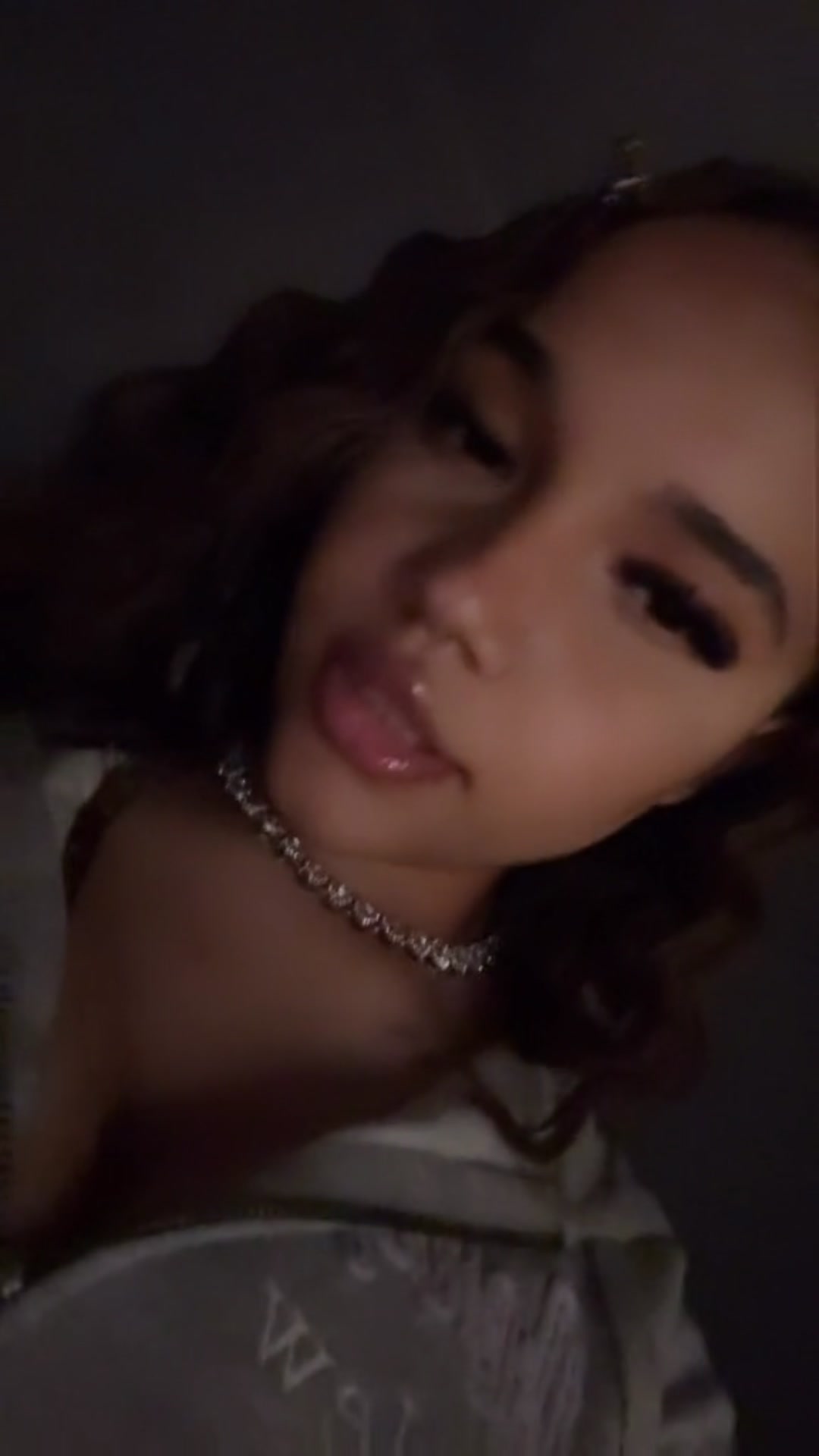 @𝑀𝒶𝓇𝑒𝓁𝓎𝓃𝓍𝑜𝓍𝑜