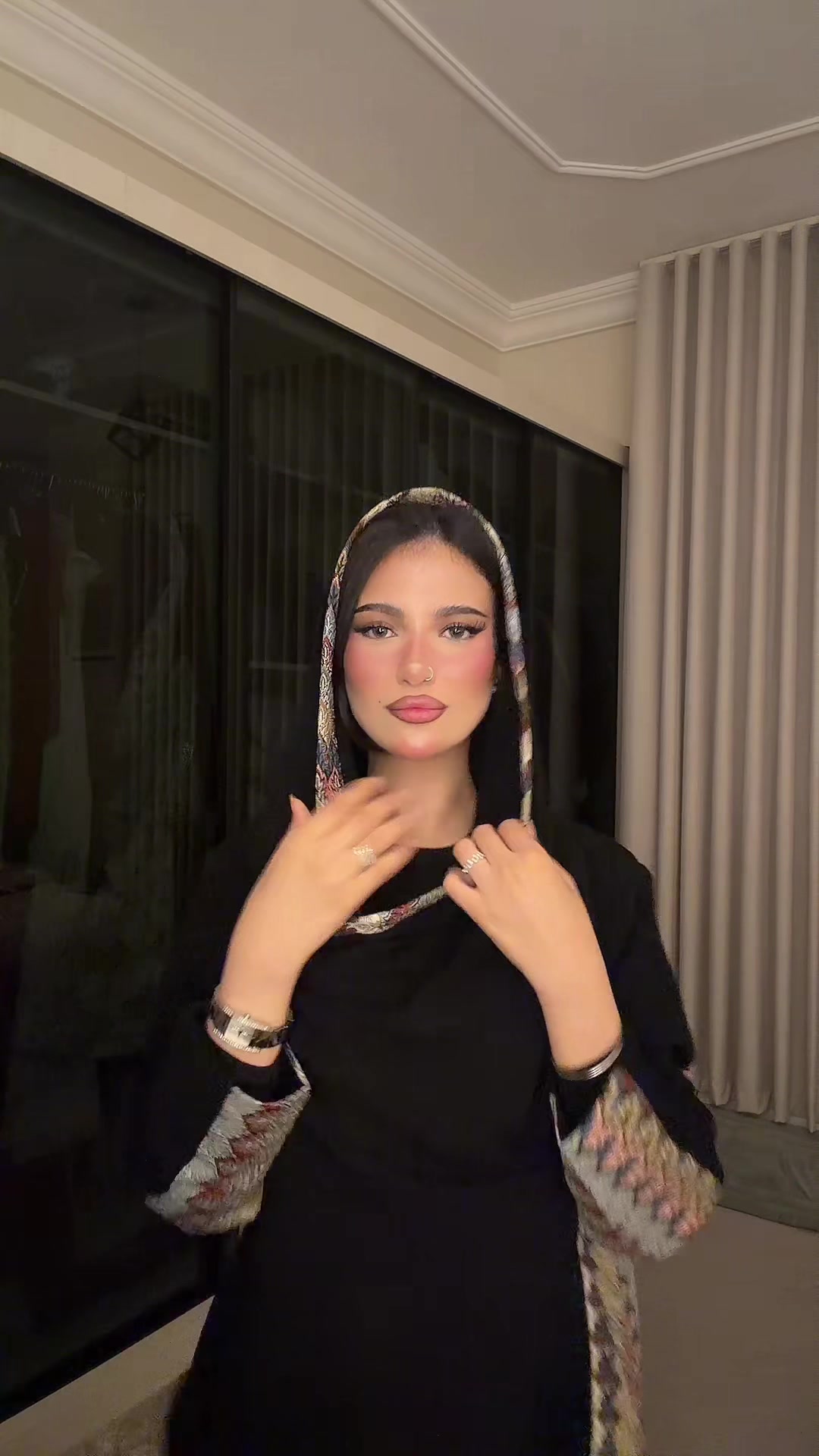 @MARÍA.