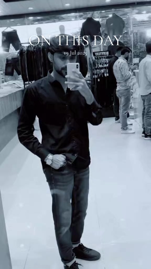 @✨Rahul Bhatt✨🇮🇳The Alpha&spades;️