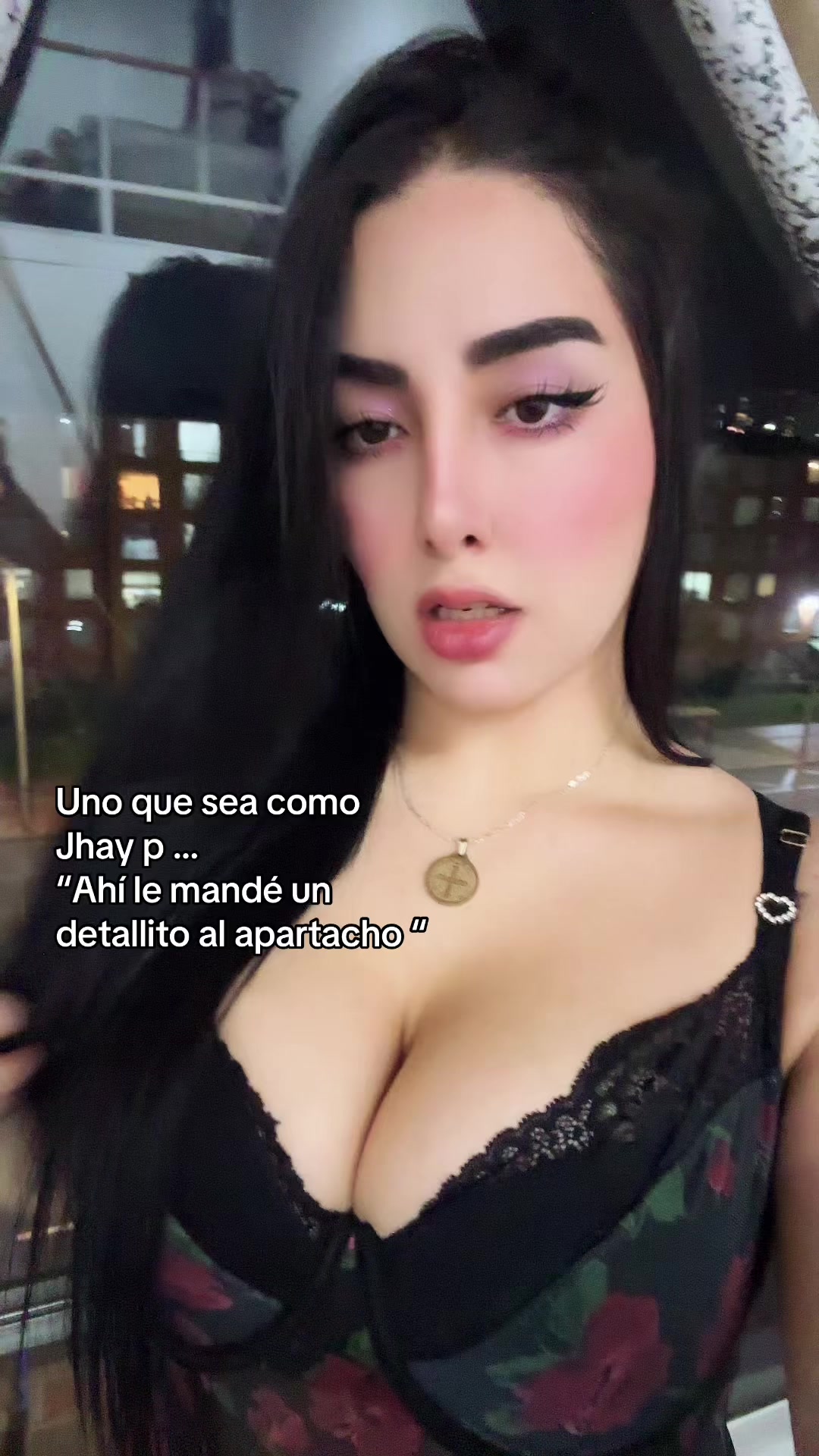 @Camila Morales🐰💜💙