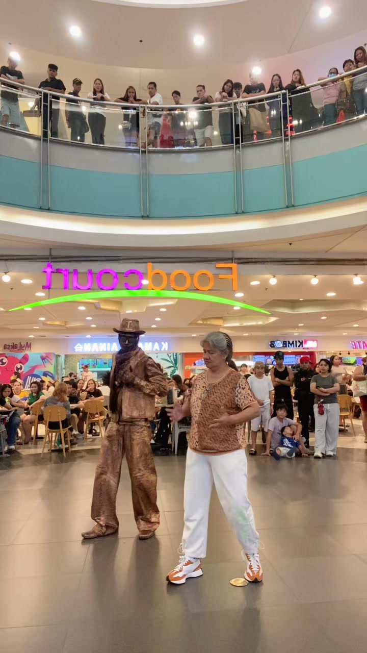@TOYRO