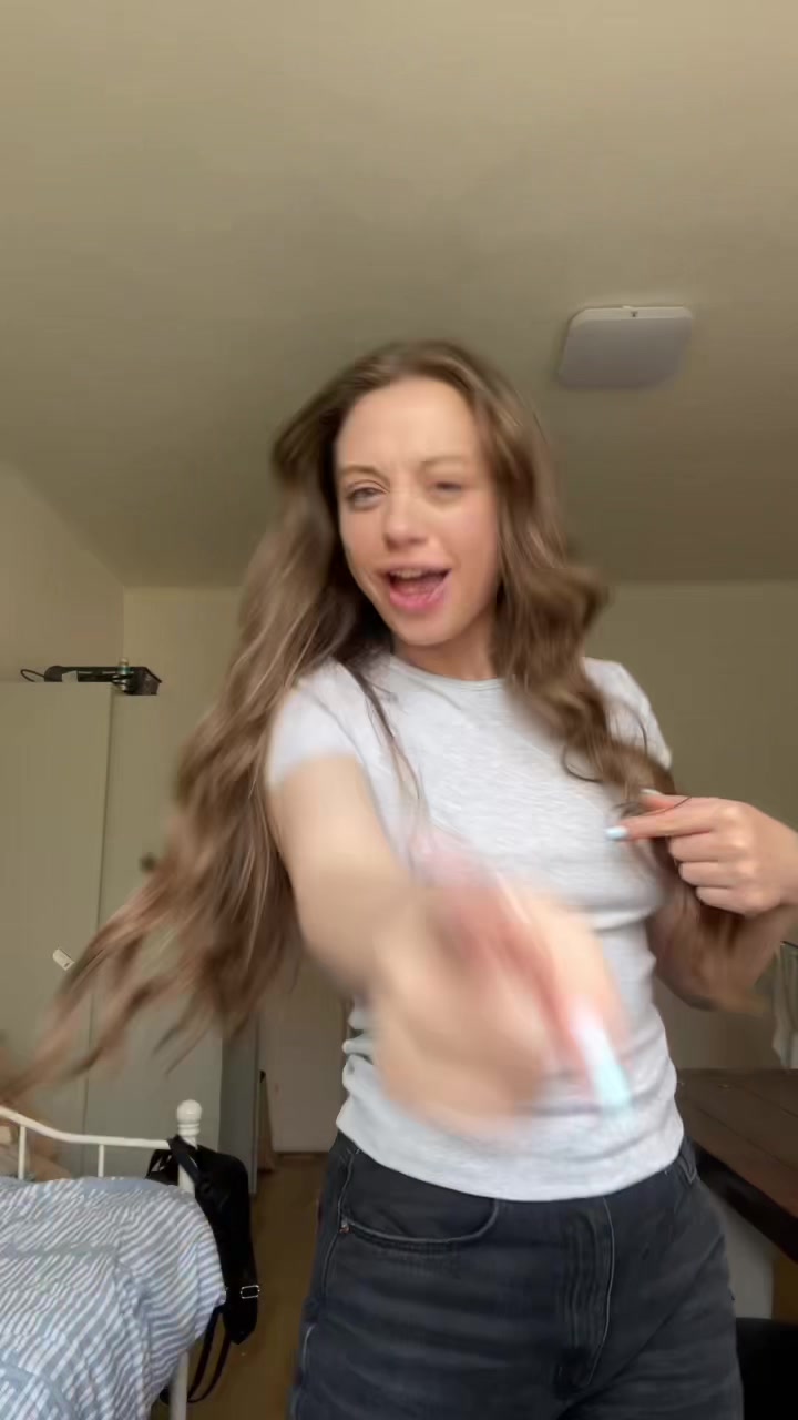 @Maria🦋
