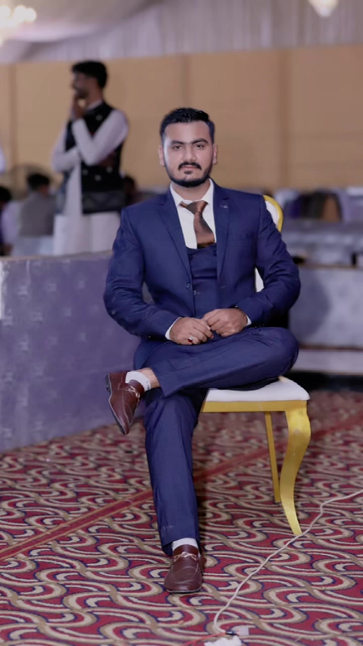 @Haseeb🇵🇰🇦🇪
