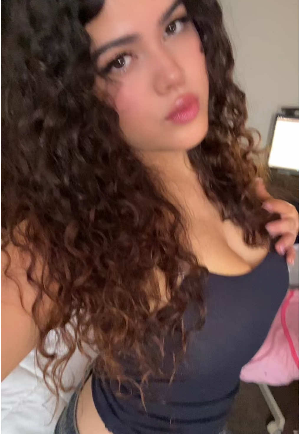@zahrajadyn