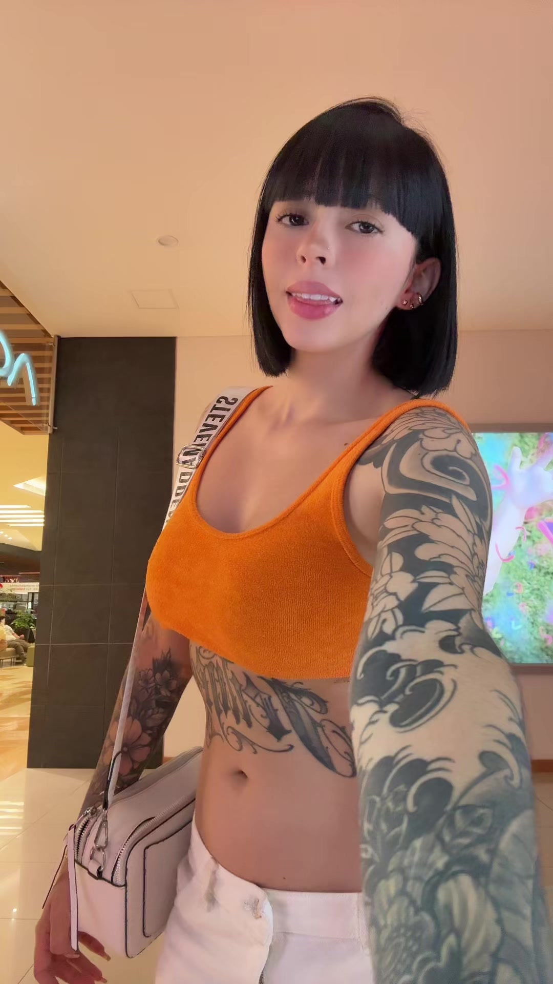 @lunavitaleroficial