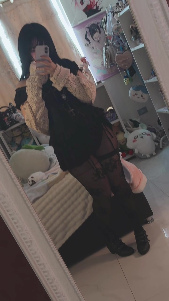 @Poniko