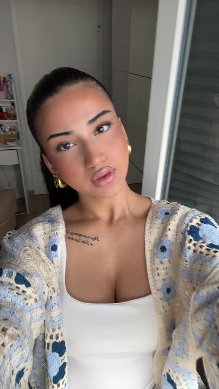 @Clara