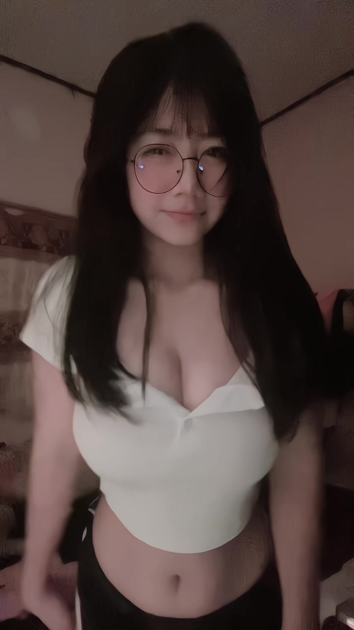 @𝐴𝑜𝑜𝑚 𝑧𝑧 🐰ྀི🤍