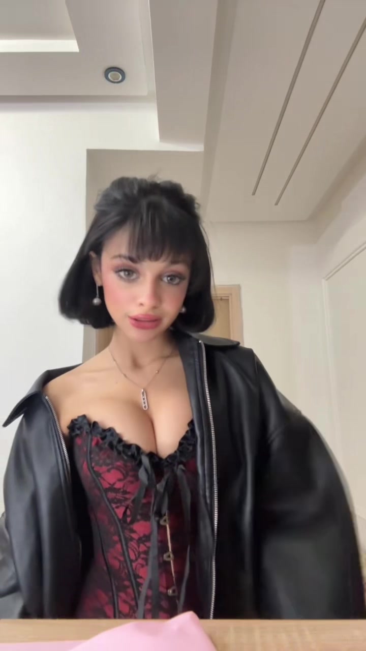 @سارة الخيالي