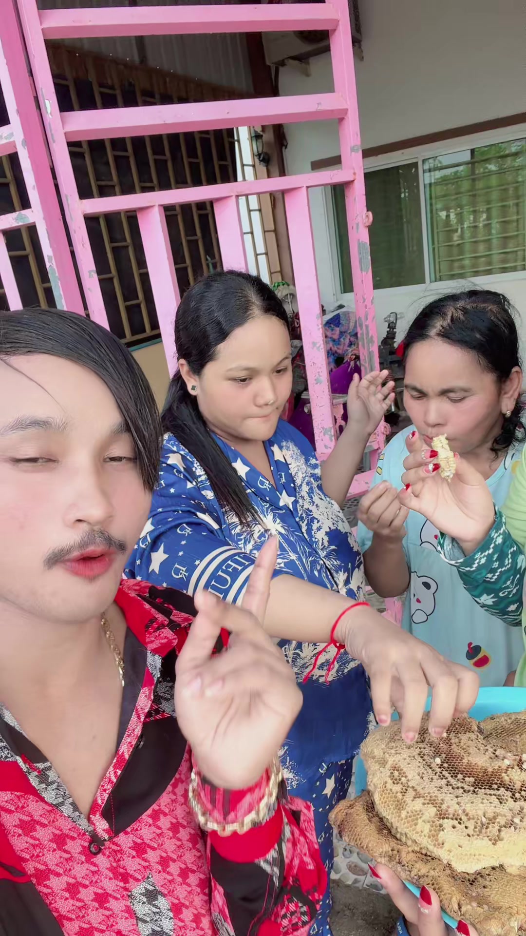 @បងទ្រៀងឯកា