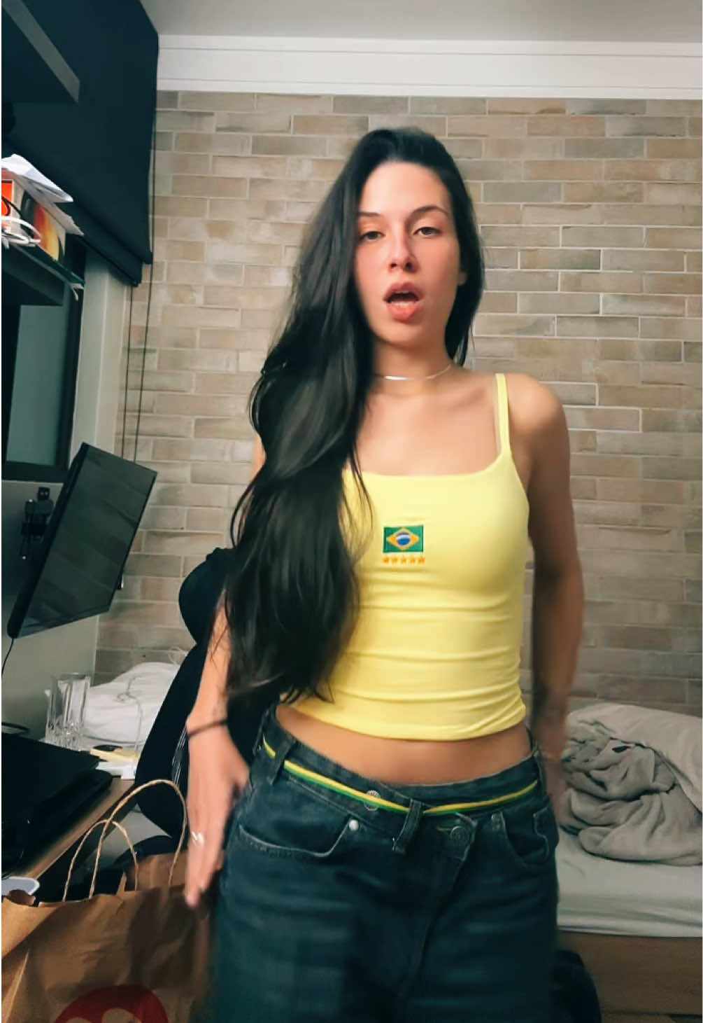 @Ju Silva
