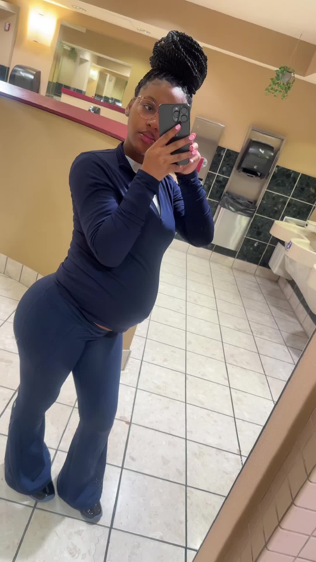 @sanaaworld4L